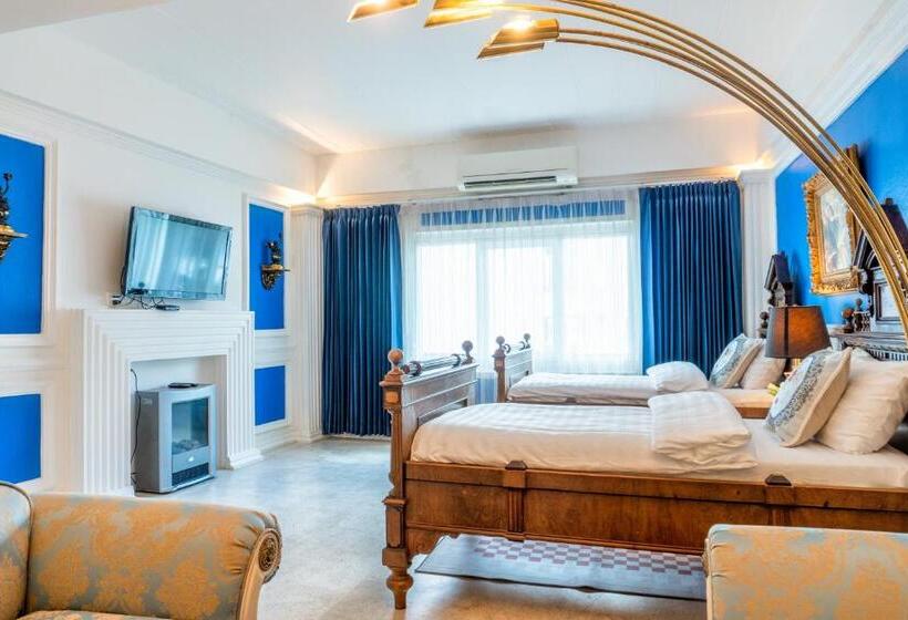 The White Rabbit Hostel