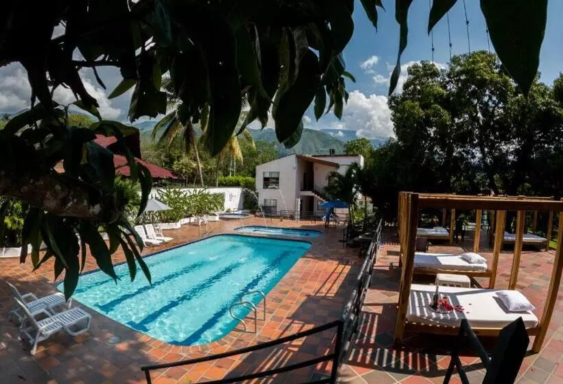 Retkeilymaja El Tobogan Hotel En San Jeronimo