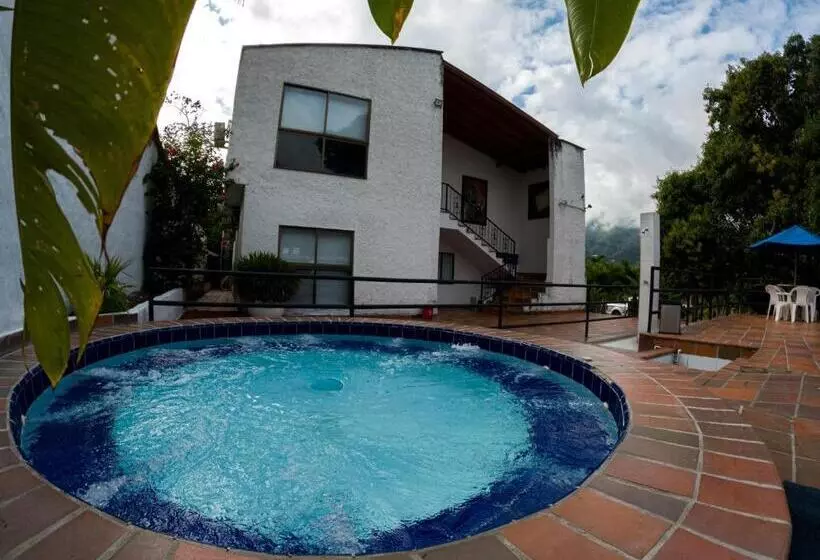 Retkeilymaja El Tobogan Hotel En San Jeronimo