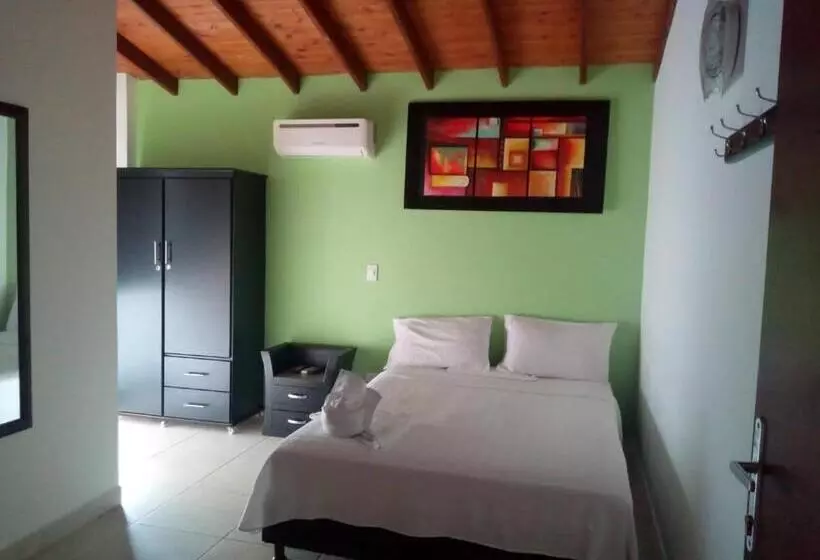 Retkeilymaja El Tobogan Hotel En San Jeronimo