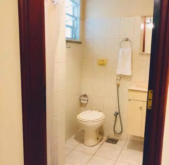 تختخواب و صبحانه Hostel Dos Gringos
