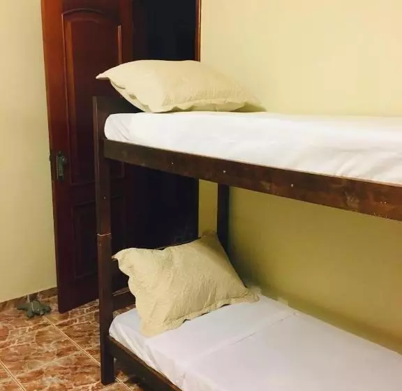 تختخواب و صبحانه Hostel Dos Gringos