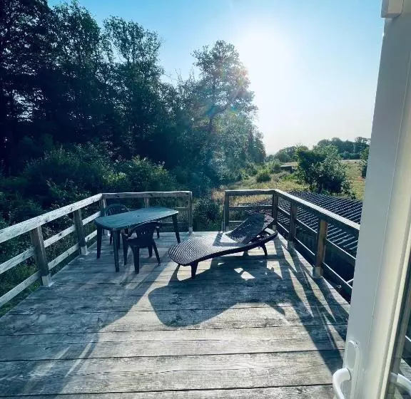 Aamiaismajoitus (B&B) Studio Au Bord De La Forêt De Perseigne