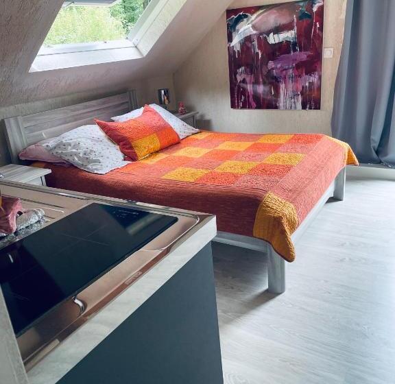 민박 Studio Au Bord De La Forêt De Perseigne