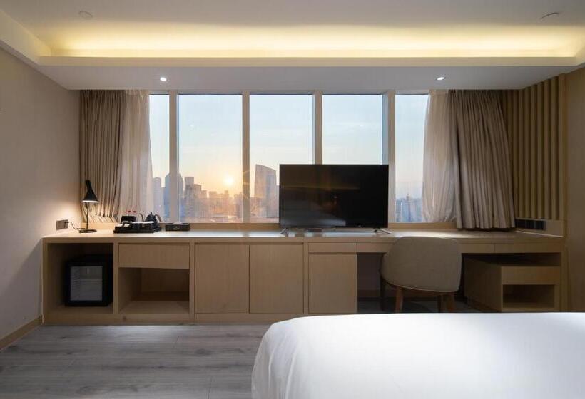 Elite Hotel Taikoo Hui Plaza Guangding Metro Station Branch   Free Shuttle Bus To Canton Fair Comple