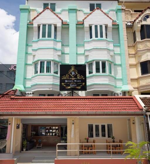 هتل Bevans Place Karon