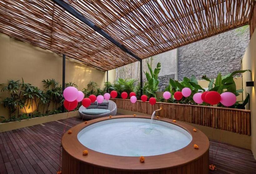 בית מלון כפרי Canggu Cabana Resort & Spa By Ini Vie Hospitality