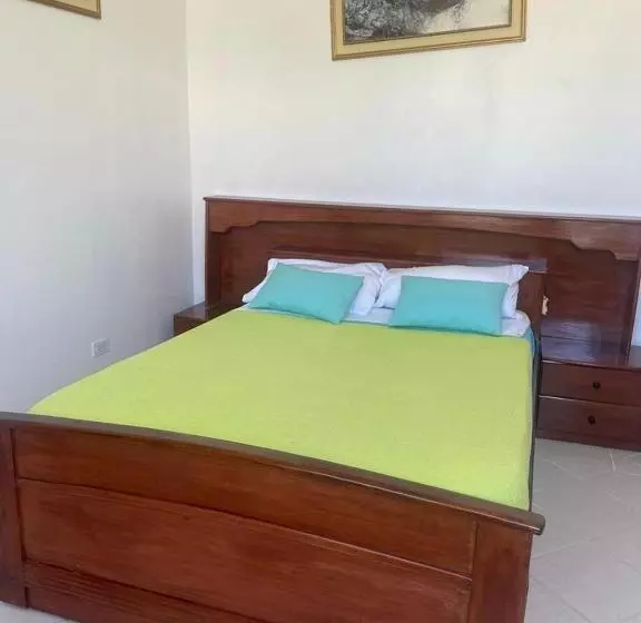 هتل Hostal Sierra Negra By Ohana Tours