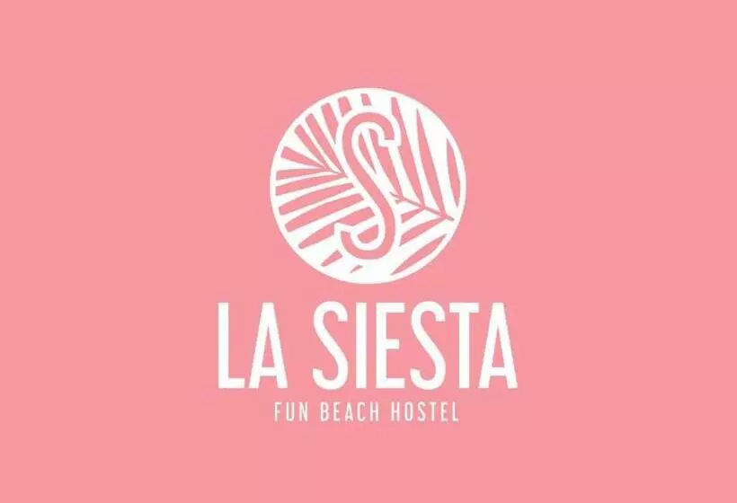 ホテル La Siesta Hostel