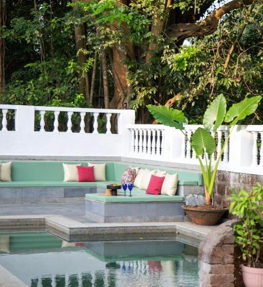 Hotelli Lamrin Ucassaim Goa A 18th Century Portuguese Villa