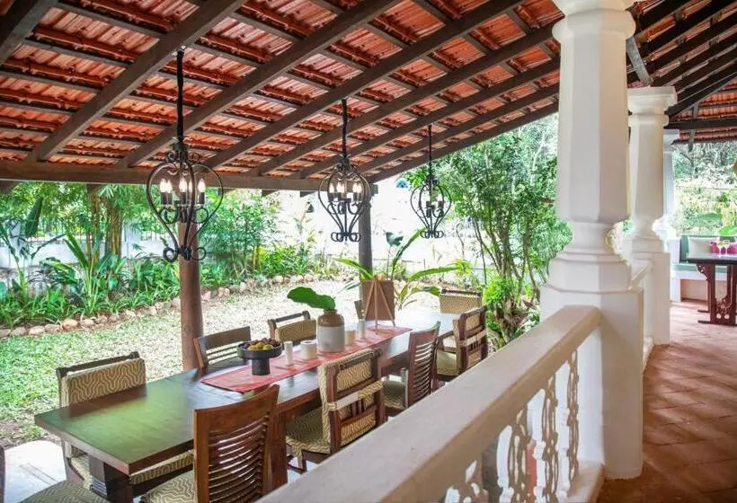 ホテル Lamrin Ucassaim Goa A 18th Century Portuguese Villa