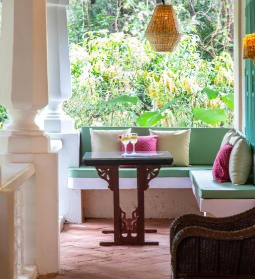 Hotelli Lamrin Ucassaim Goa A 18th Century Portuguese Villa