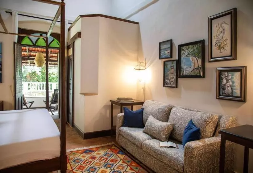 ホテル Lamrin Ucassaim Goa A 18th Century Portuguese Villa