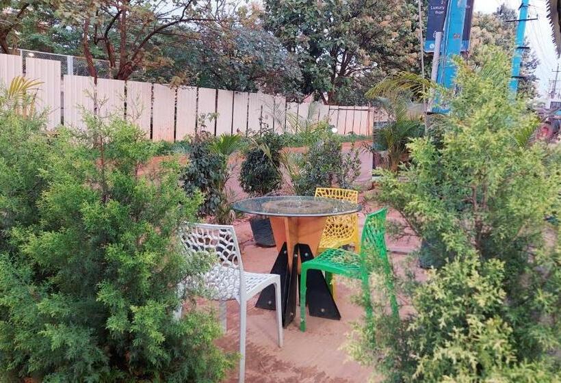 فندق Oyo Aafa Garden Restaurant And Lodge