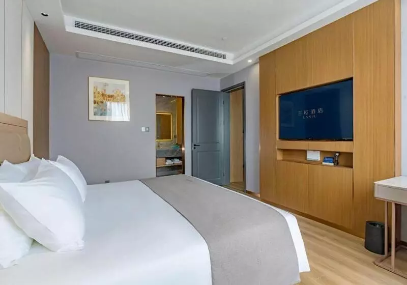 Lanou Hotel Qianjiang High Speed Railway Station Lobster City