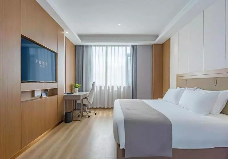 Lanou Hotel Qianjiang High Speed Railway Station Lobster City