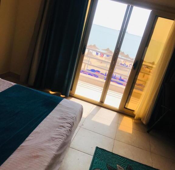 هتل بورتو السخنه ترحب بكم   Aprag Porto Alsokhna