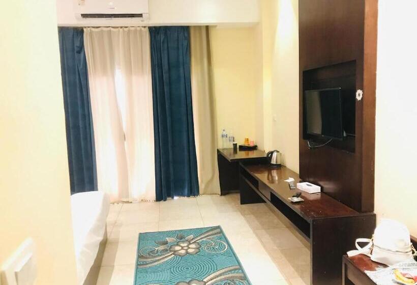 هتل بورتو السخنه ترحب بكم   Aprag Porto Alsokhna