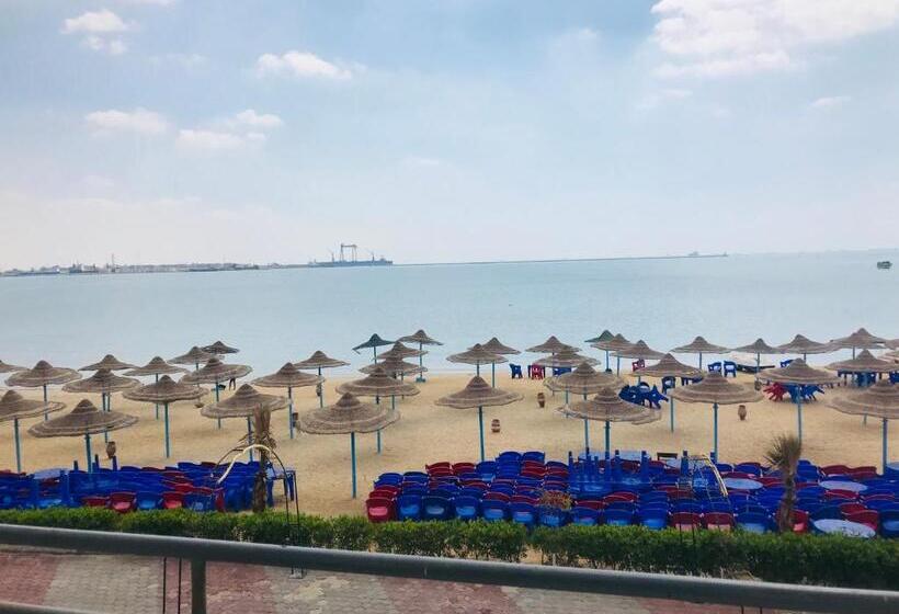 هتل بورتو السخنه ترحب بكم   Aprag Porto Alsokhna