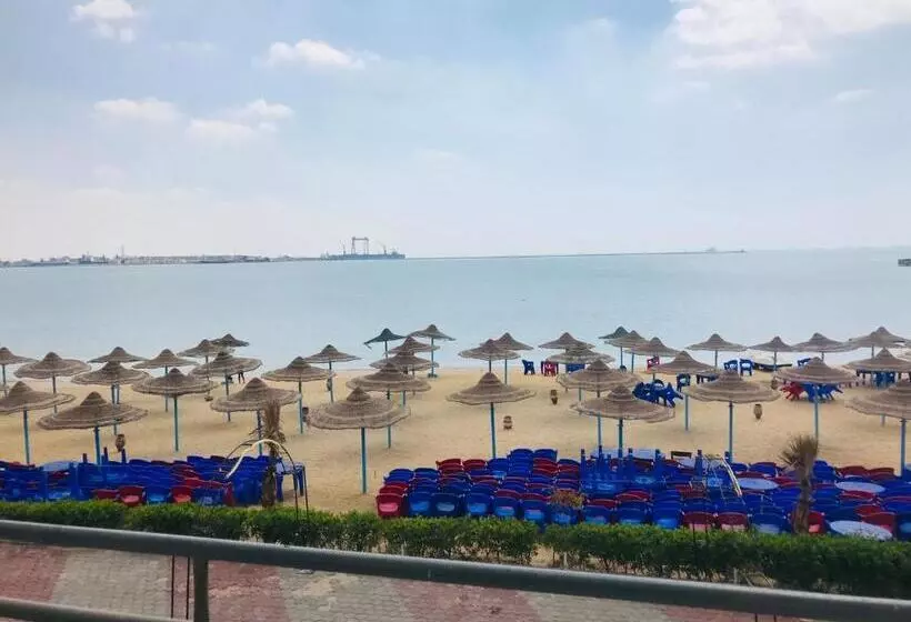 هتل بورتو السخنه ترحب بكم   Aprag Porto Alsokhna