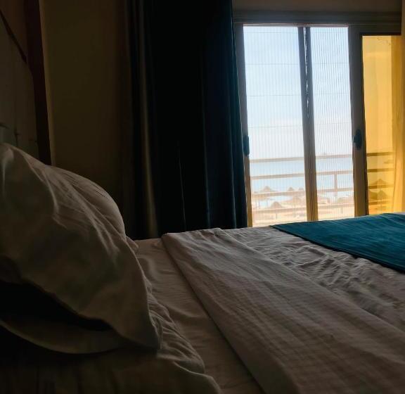 هتل بورتو السخنه ترحب بكم   Aprag Porto Alsokhna