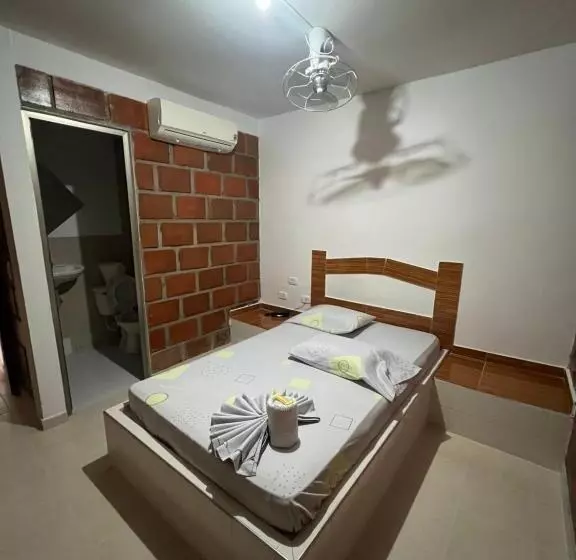 ペンション Hostal El Paraiso