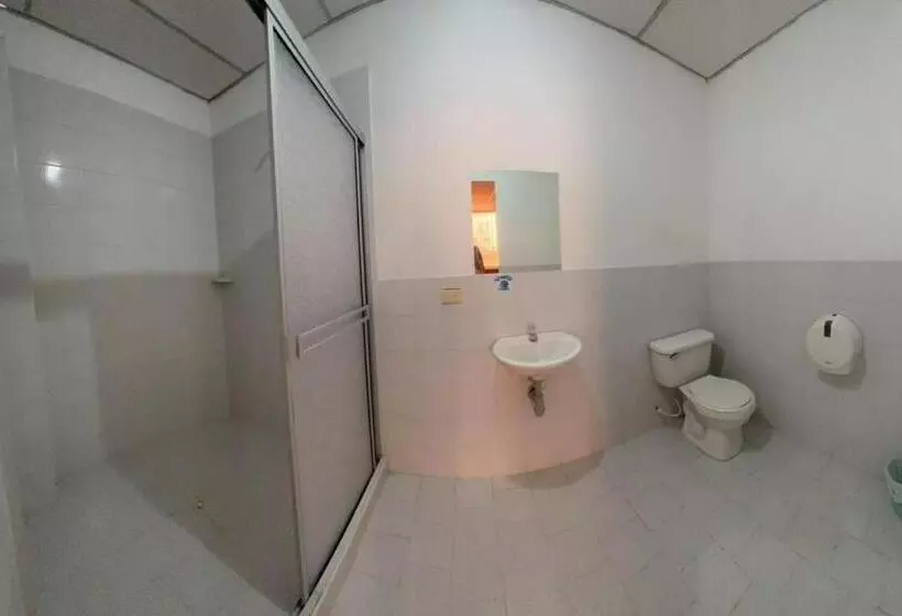 ペンション Hostal El Paraiso