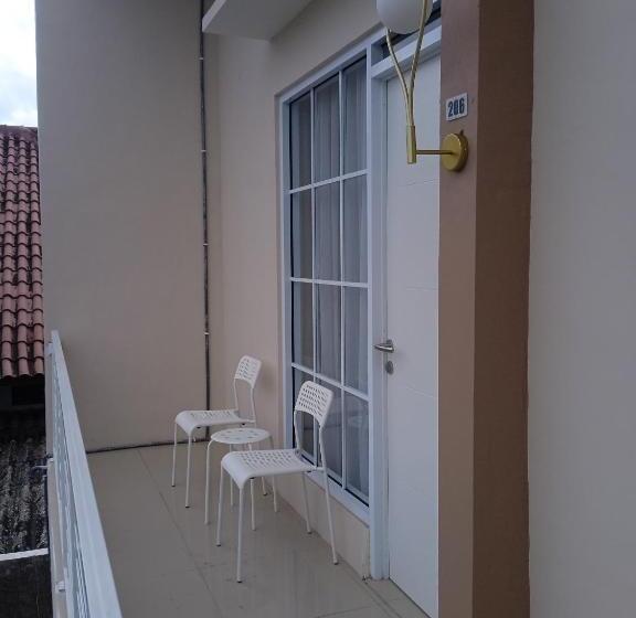 פנסיון Ni_er Guesthouse By Mr.tsabalala