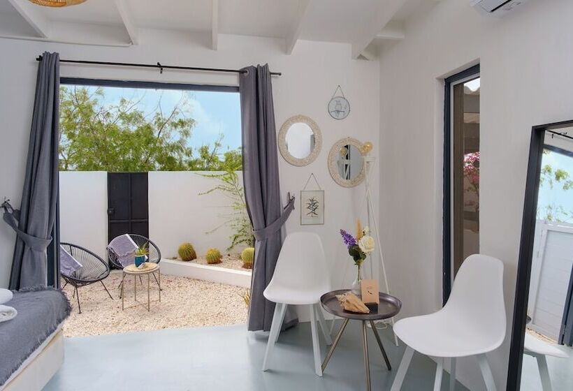 Saint Joris A Tiny Boutique Resort