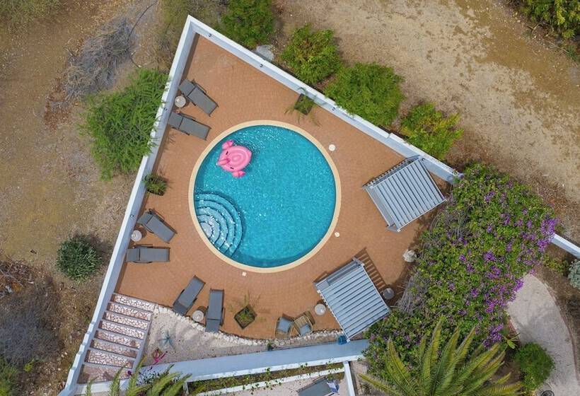 Saint Joris A Tiny Boutique Resort