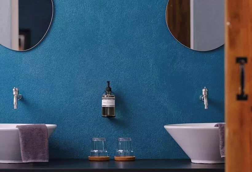 Saint Joris A Tiny Boutique Resort