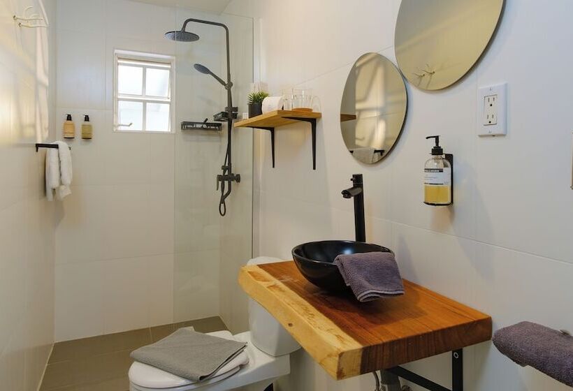 Saint Joris A Tiny Boutique Resort