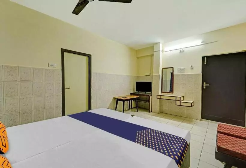 Hotel Chanukya