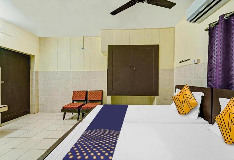 בית מלון כפרי Chanukya