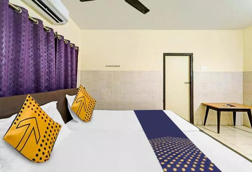 Hotel Chanukya