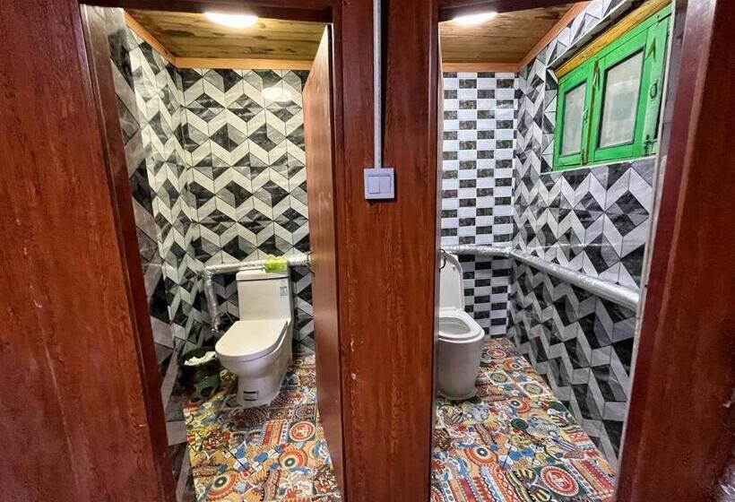 Tavern Hostel仁和客栈