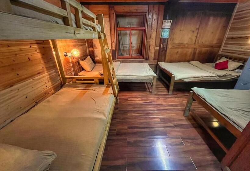 Tavern Hostel仁和客栈