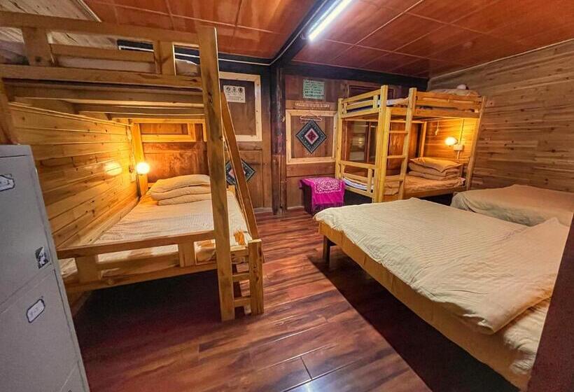 Tavern Hostel仁和客栈