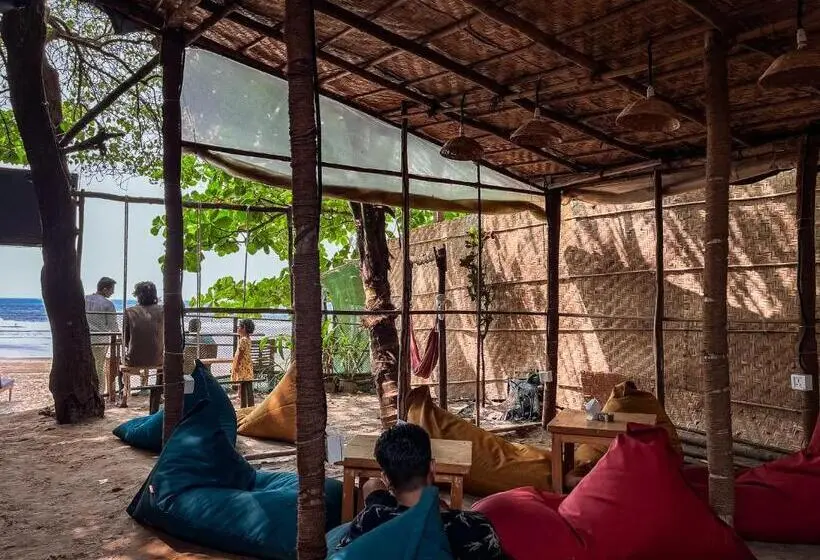 12 Monks Hostel