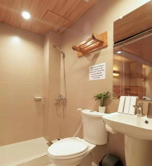 هاستل Ghiellaniqa Inn