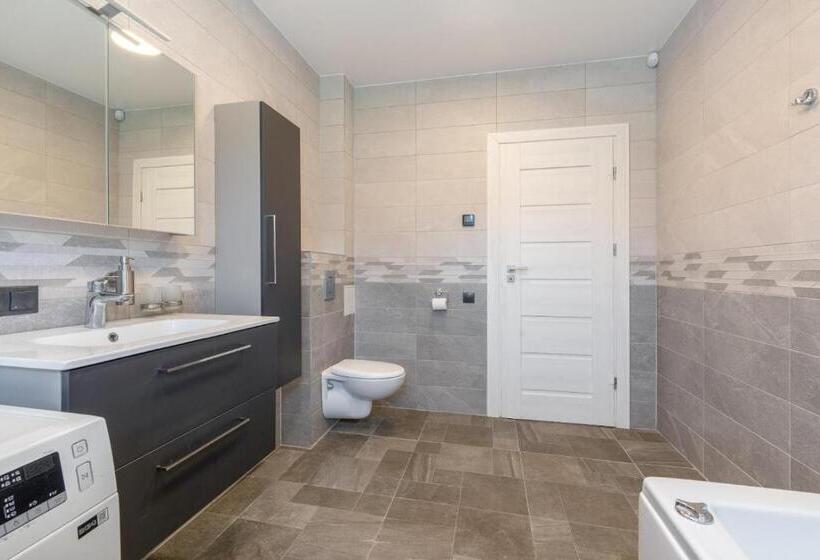 تختخواب و صبحانه Ojakalda Puhkekeskus