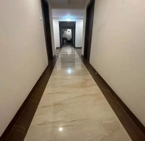 Collection O 80999e Hotel Stay