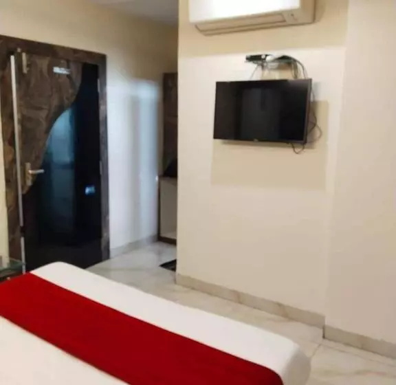 Collection O 80999e Hotel Stay