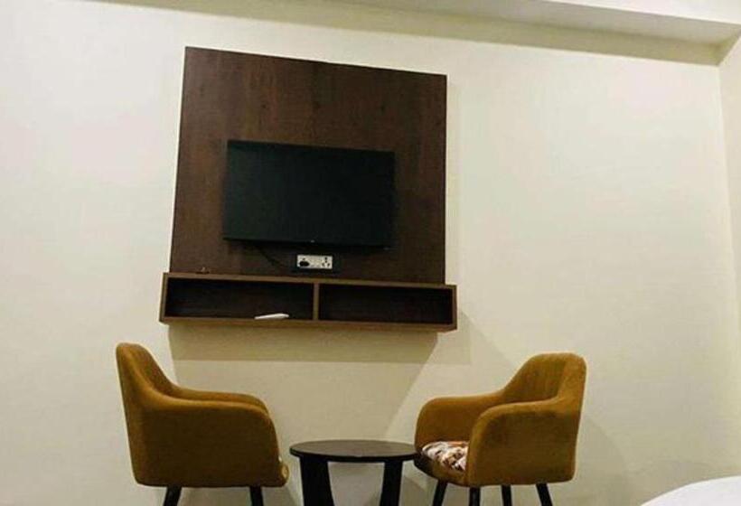 Fabhotel Vihaan Residency