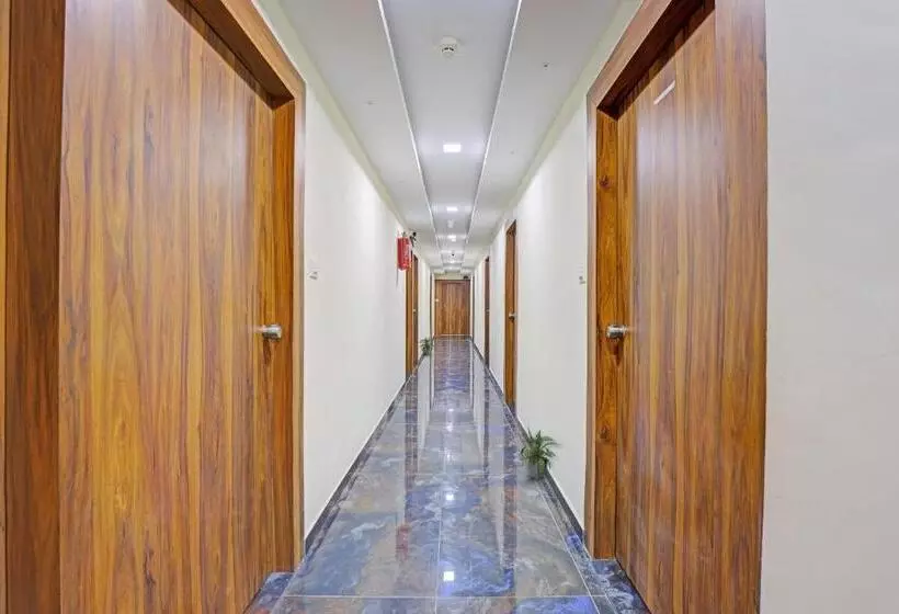 Flagship Hotel Angan