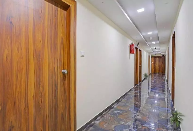 Flagship Hotel Angan