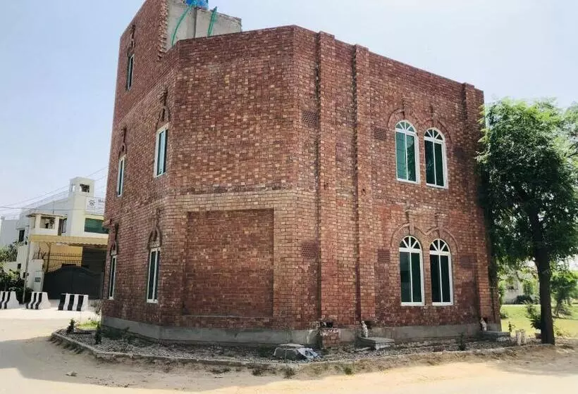 The Hostel Hotel Johar Town Lahore