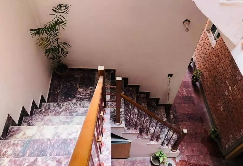 The Hostel Hotel Johar Town Lahore