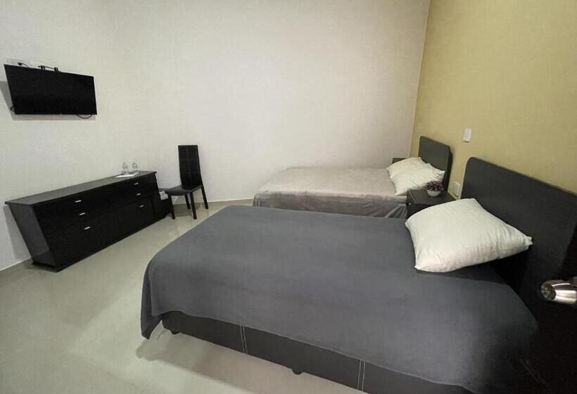 酒店 Constelación