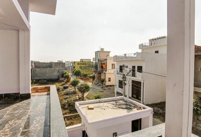 ホテル Flagship Shri Krishna Guest House